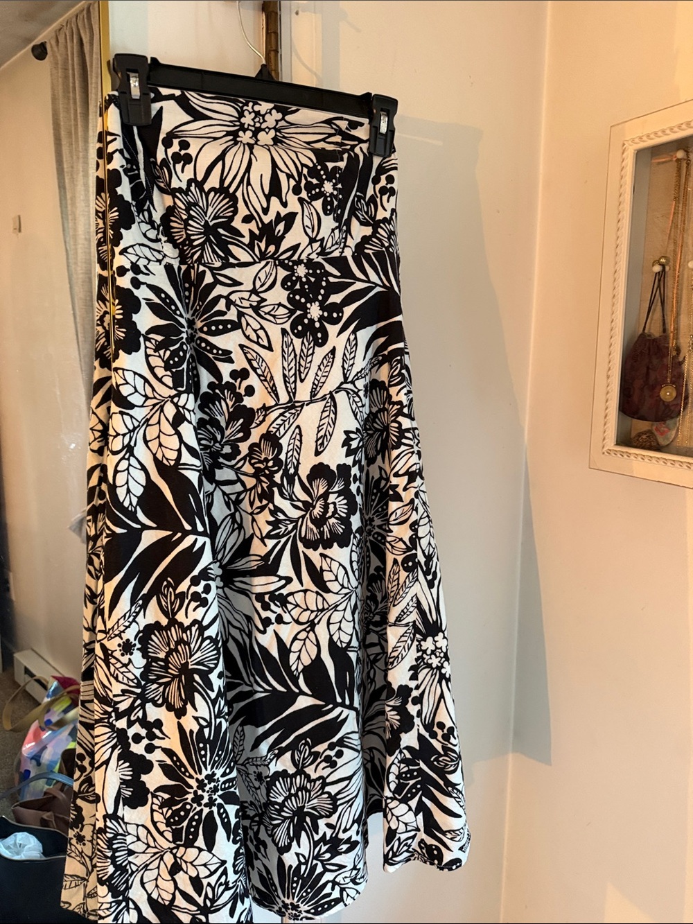 GAP Black and White Strapless Floral Dress